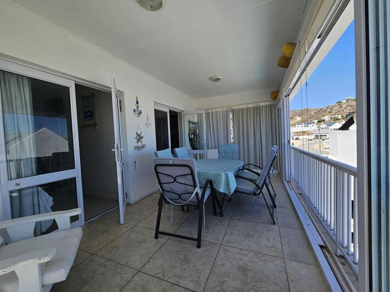 3 Bedroom Property for Sale in Sandy Point Western Cape